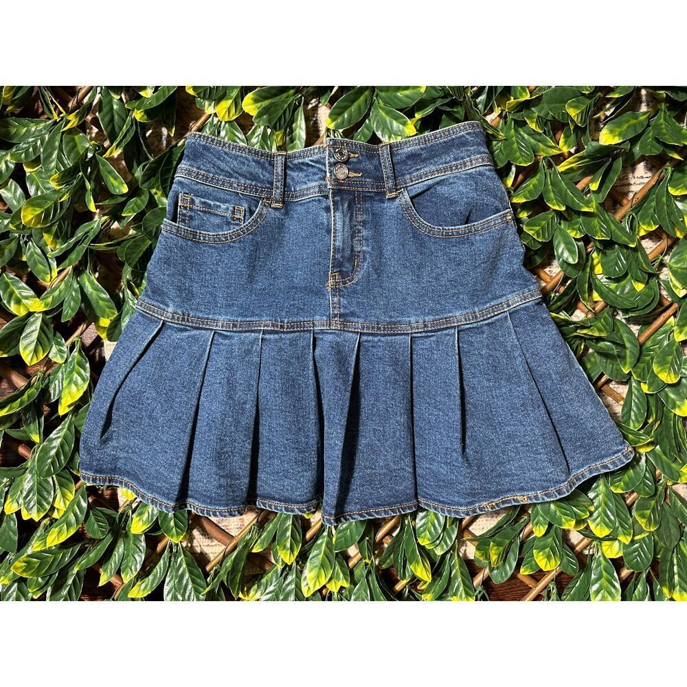 Wild Fable y2k flared Denim Skirt Size 4
